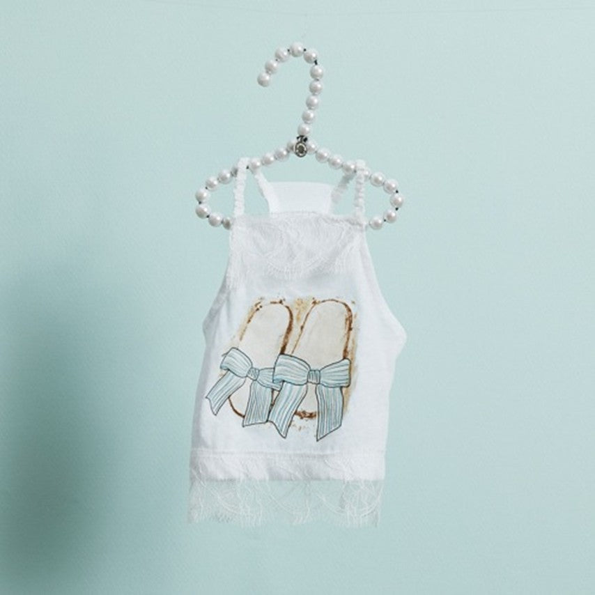 White Sandrine