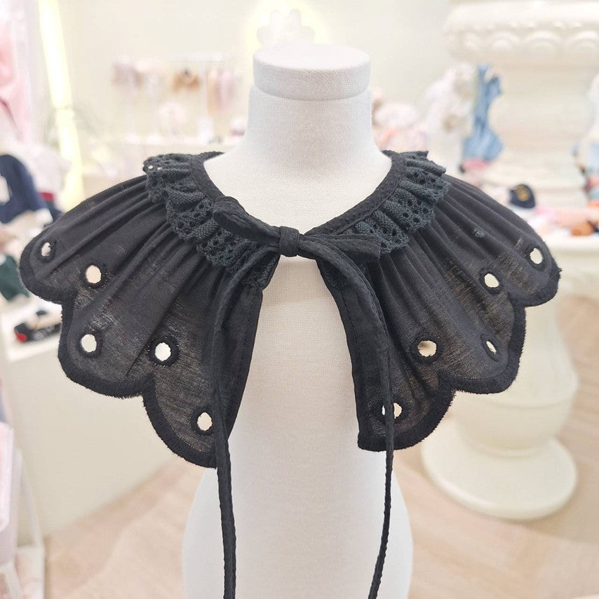 Black Bonbon Collar