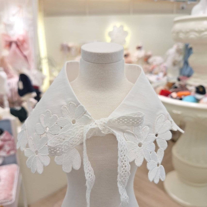 White Cooz Collar
