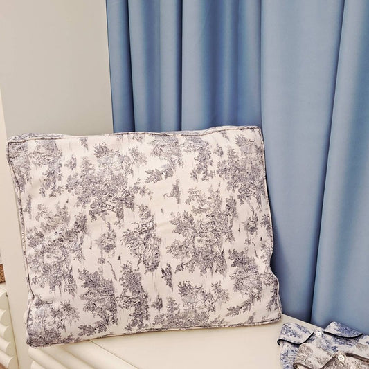 White-Navy Pillow