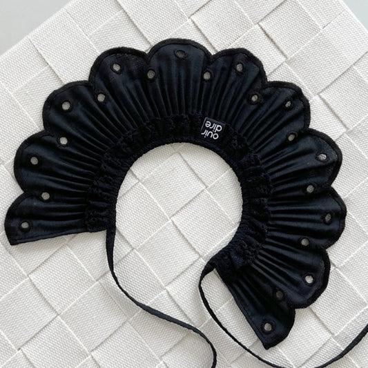 Black Bonbon Collar
