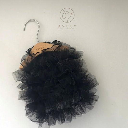Avely Black Frill