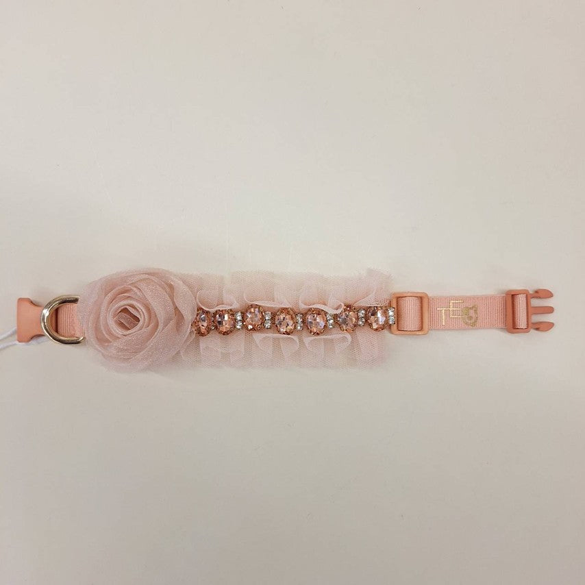 Elegant Rose Collar